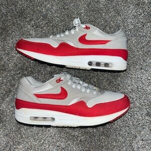nike air max 1 ‘86 red and white OG sneakers men’s size 9.5